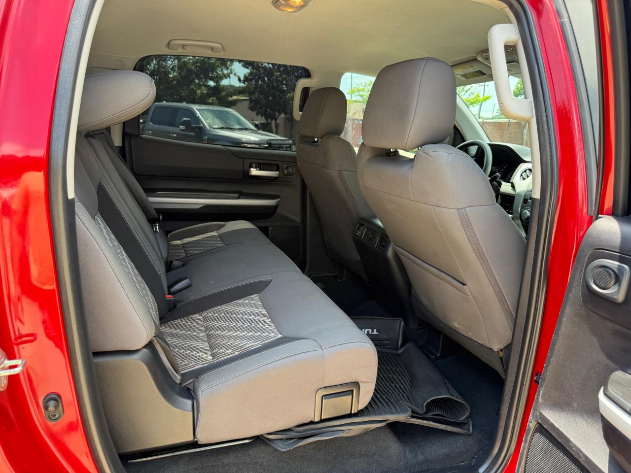 Toyota Tundra SR5 5.7L V8 CrewMax 2WD 2020