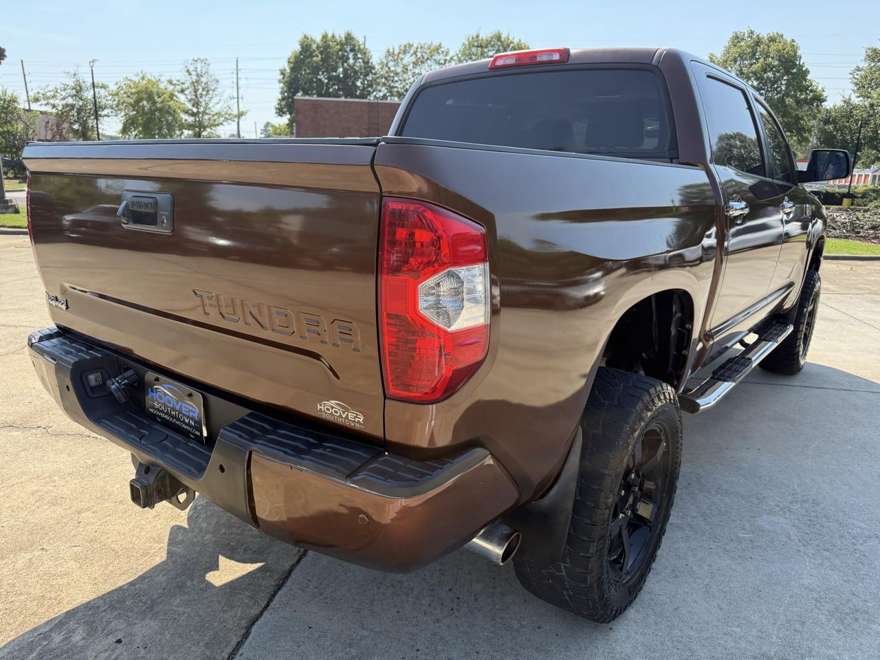 Toyota Tundra  2014