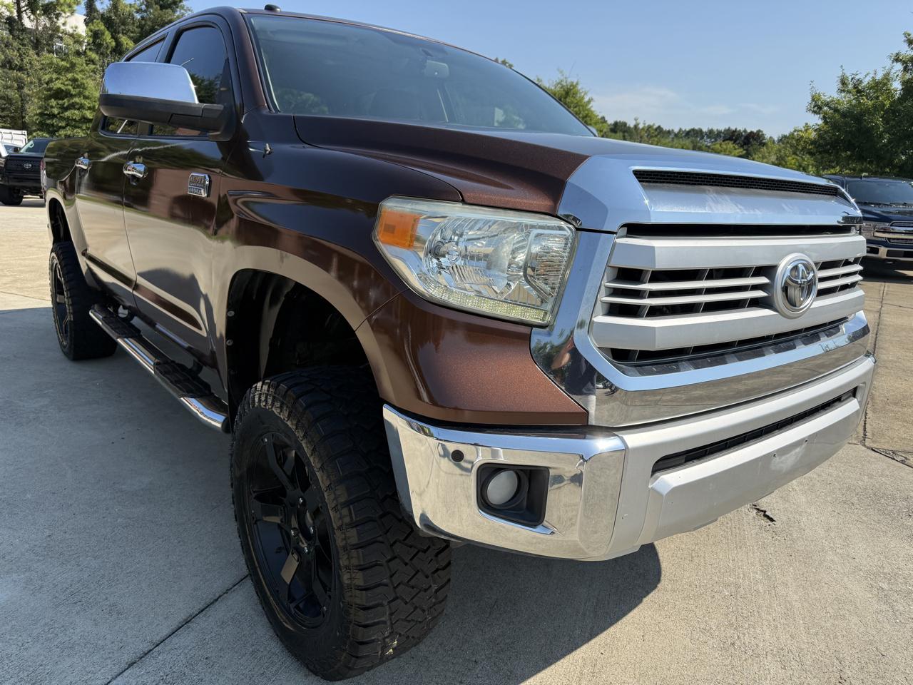 Toyota Tundra  2014