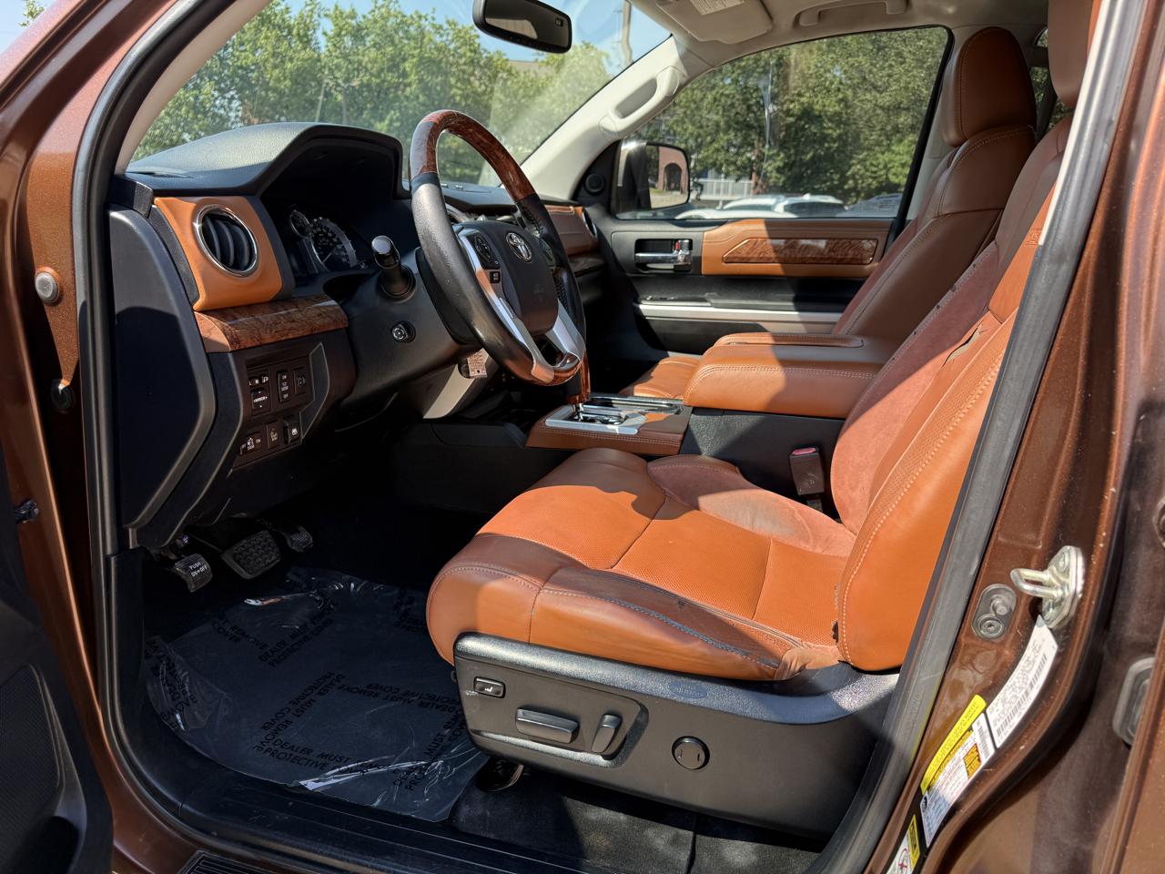 Toyota Tundra  2014