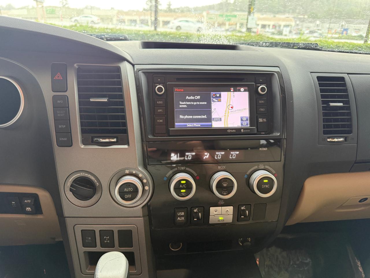 Toyota Sequoia Limited 4WD FFV 2014