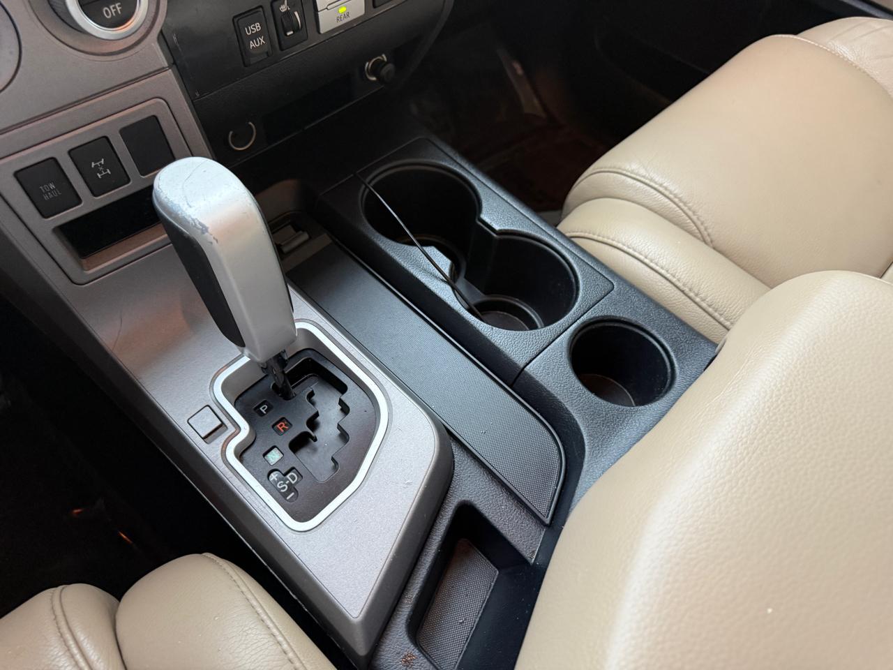 Toyota Sequoia Limited 4WD FFV 2014