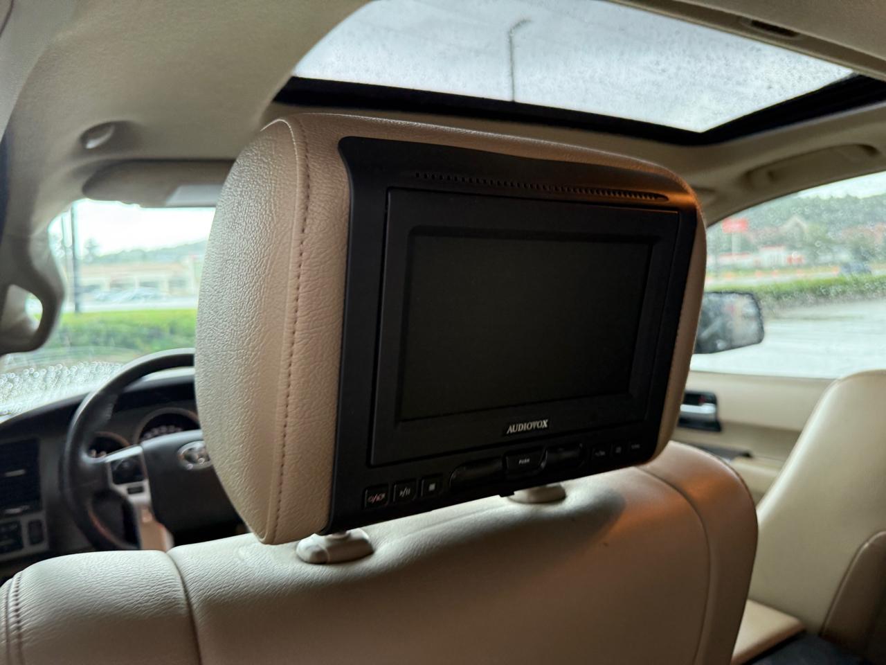Toyota Sequoia Limited 4WD FFV 2014