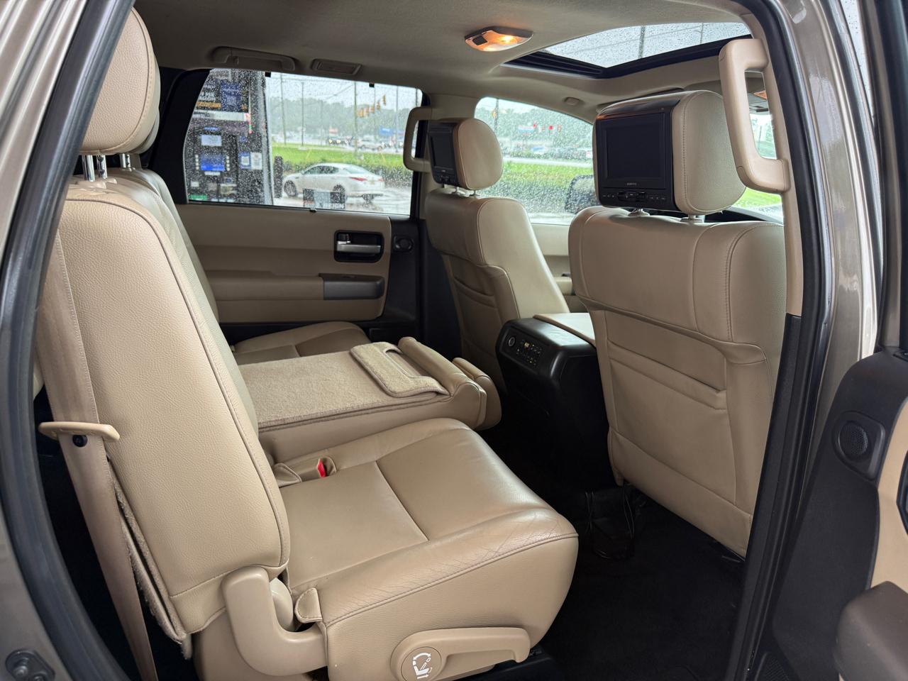 Toyota Sequoia Limited 4WD FFV 2014