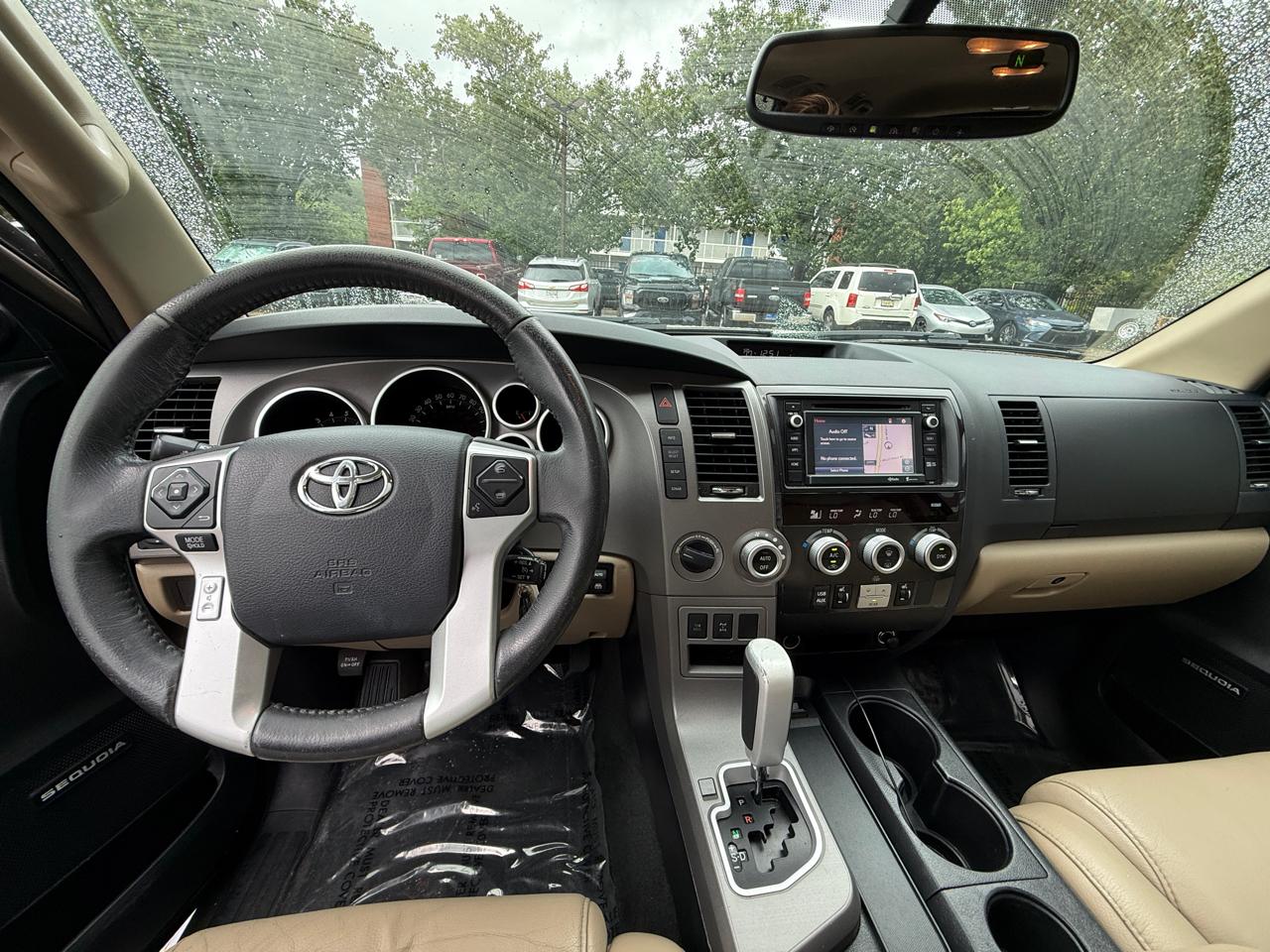 Toyota Sequoia Limited 4WD FFV 2014