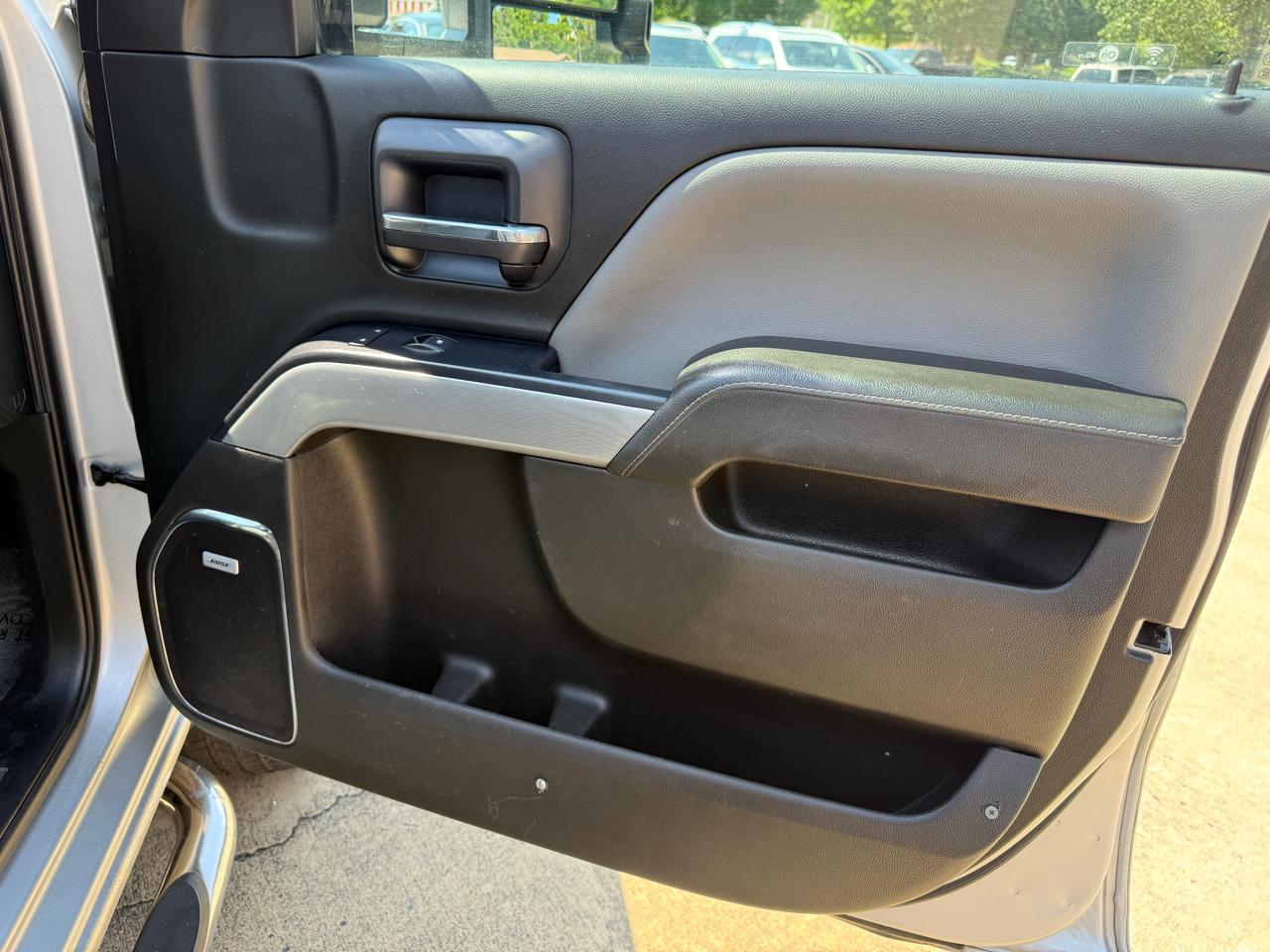 Chevrolet Silverado 2500HD LTZ Crew Cab 4WD 2018