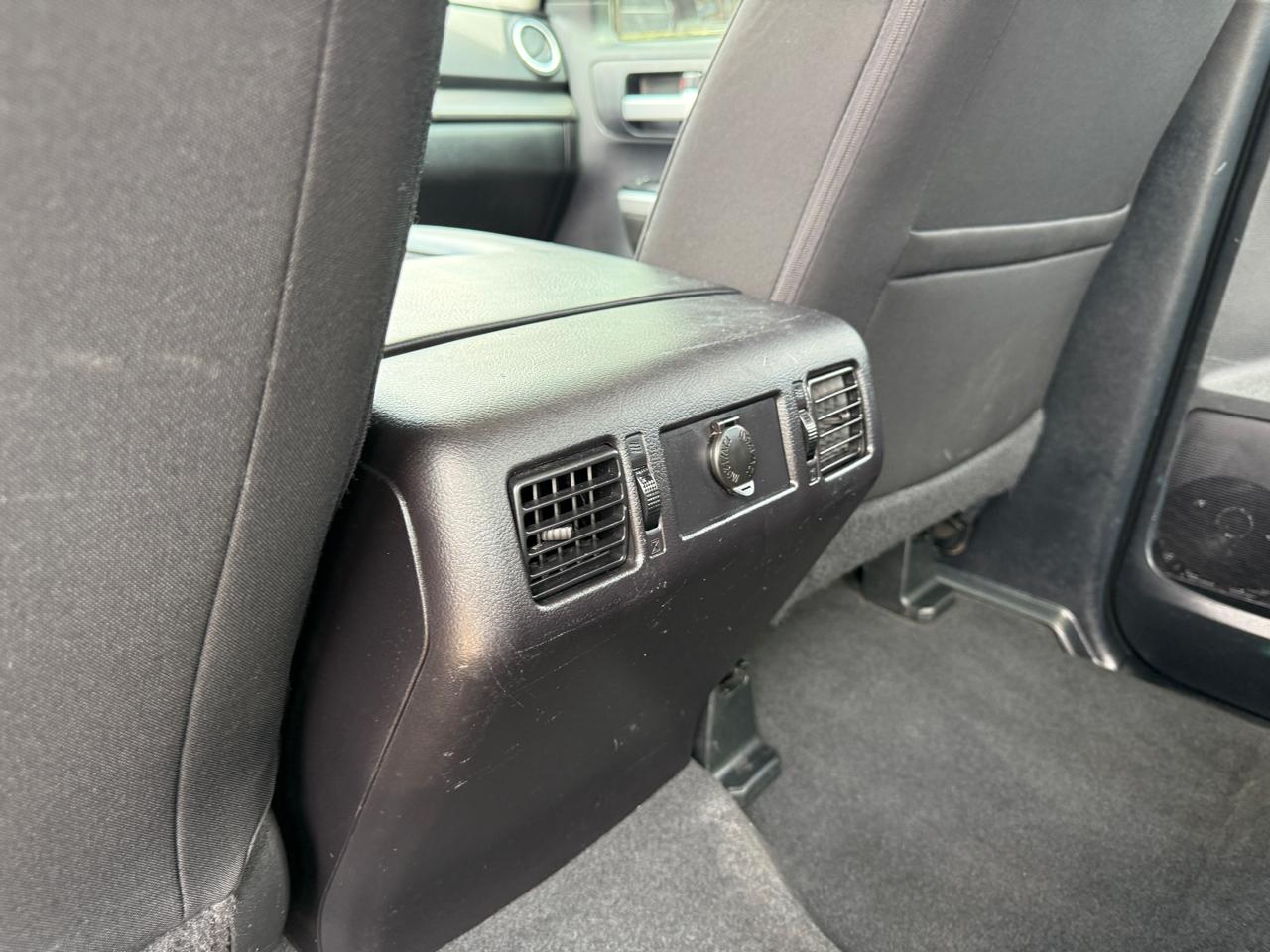 Toyota Tundra SR5 4.6L V8 CrewMax 2WD 2014