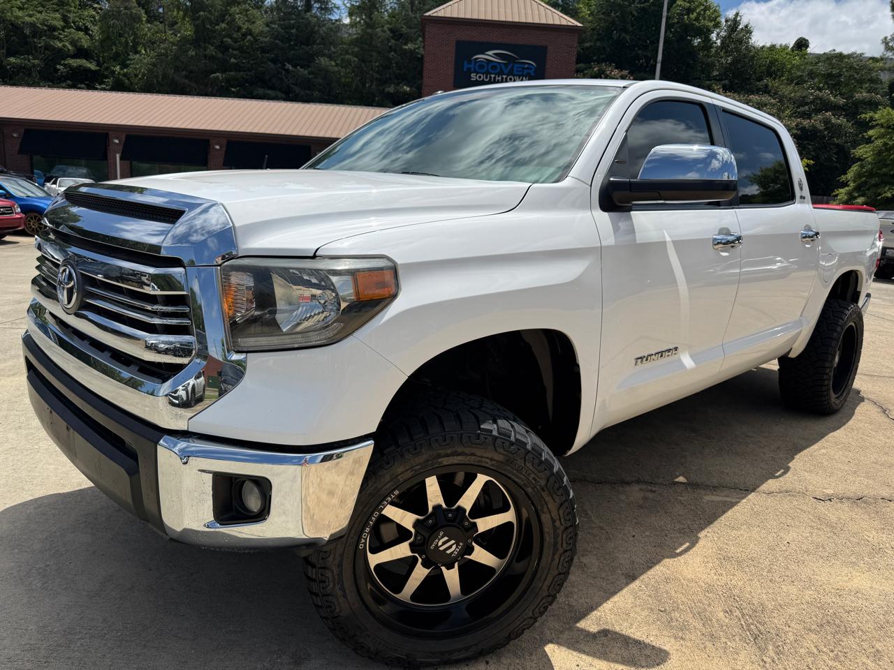 White 2014 Toyota Tundra Pickup Truck 4X2 Automatic