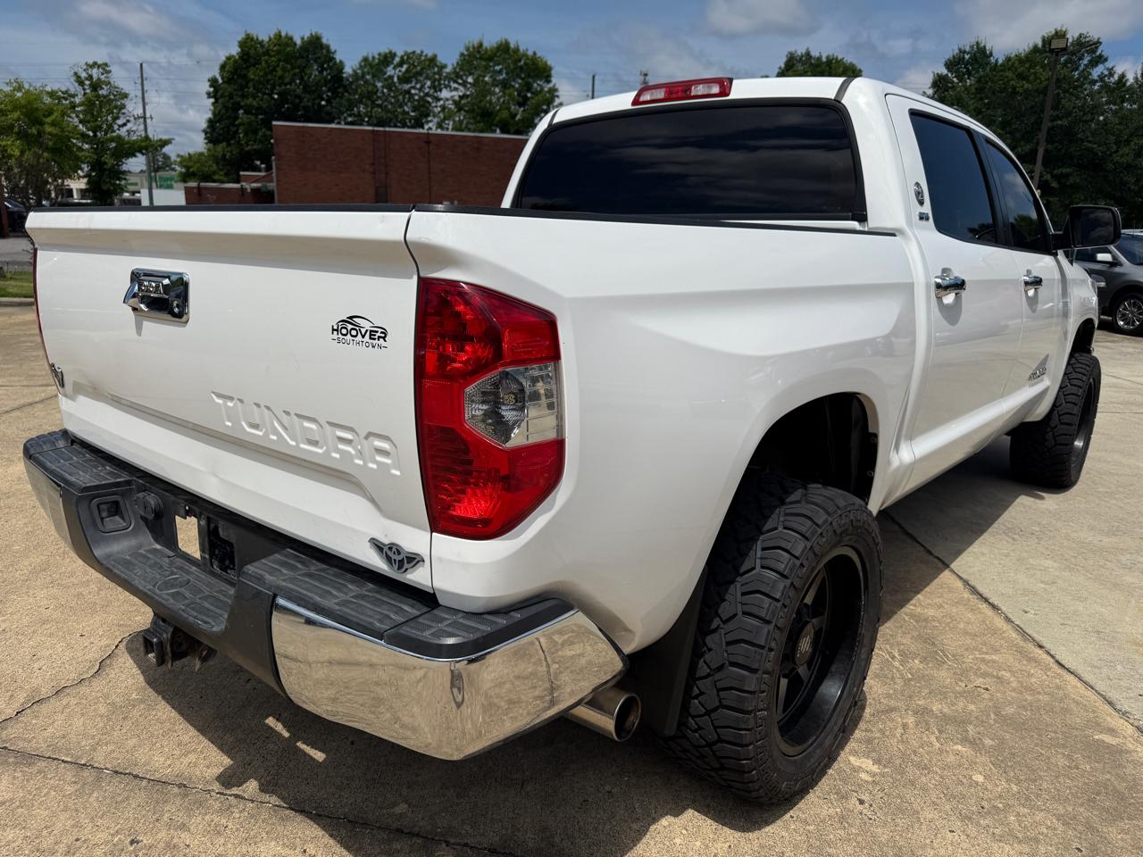 Toyota Tundra SR5 4.6L V8 CrewMax 2WD 2014
