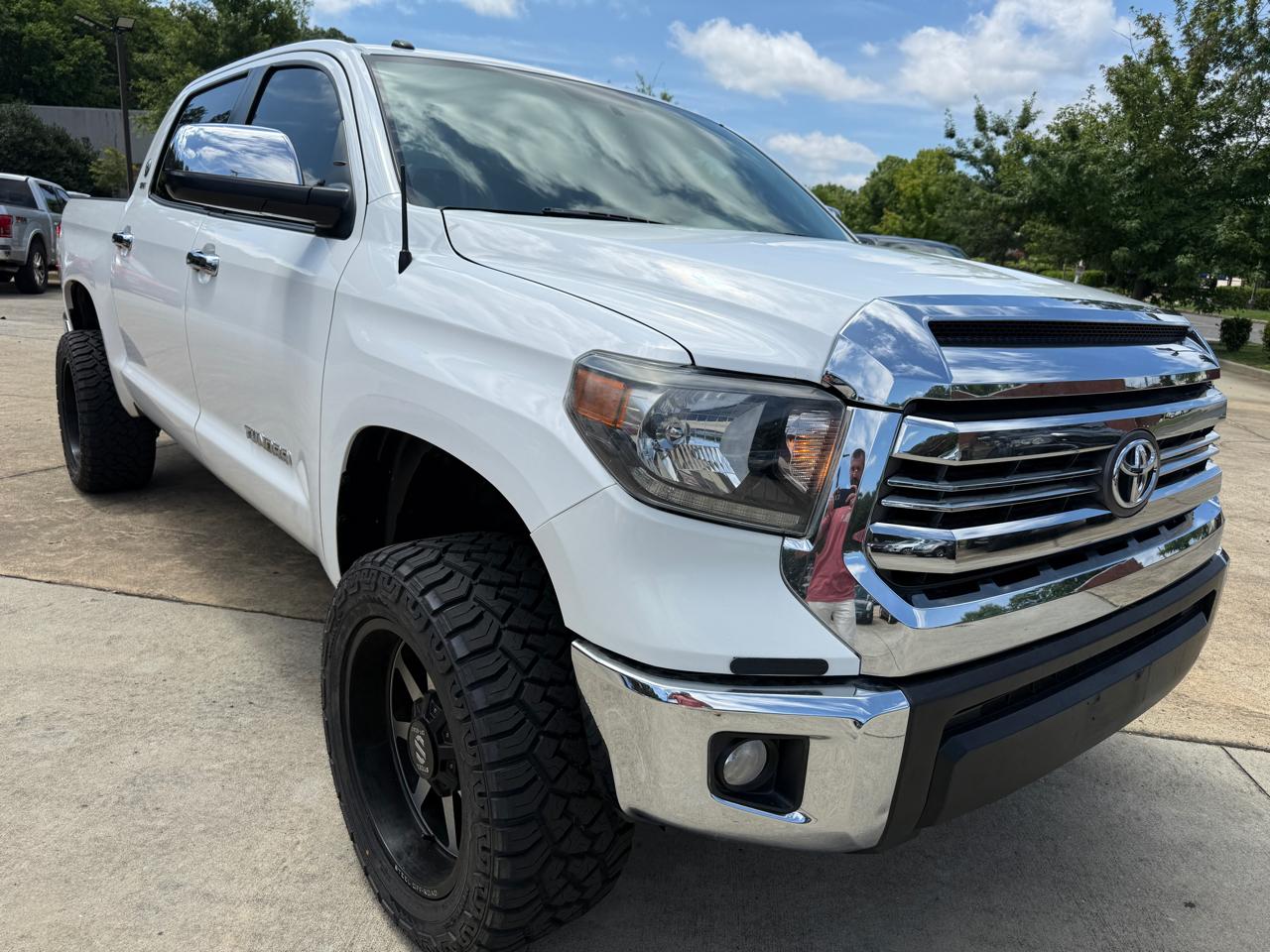 Toyota Tundra SR5 4.6L V8 CrewMax 2WD 2014