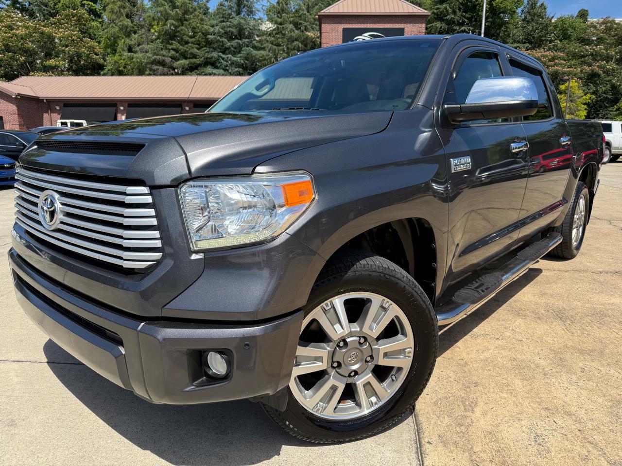 Toyota Tundra Platinum CrewMax 5.7L FFV 2WD 2016