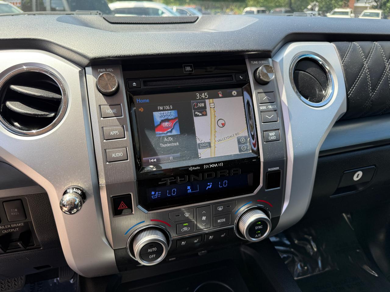 Toyota Tundra Platinum CrewMax 5.7L FFV 2WD 2016
