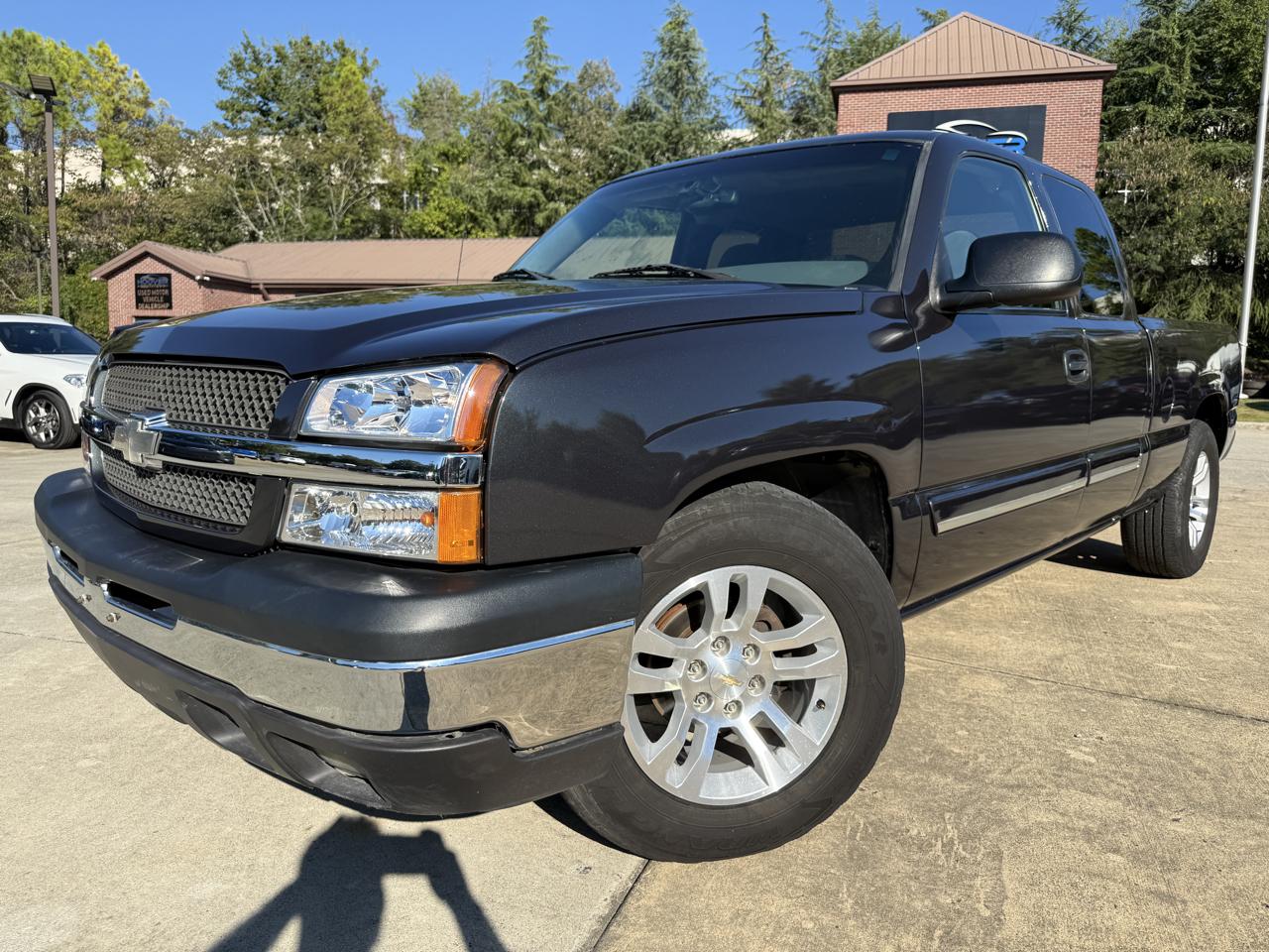 2003 Chevrolet Silverado 1500 LS Ext. Cab Long Bed 2WD
