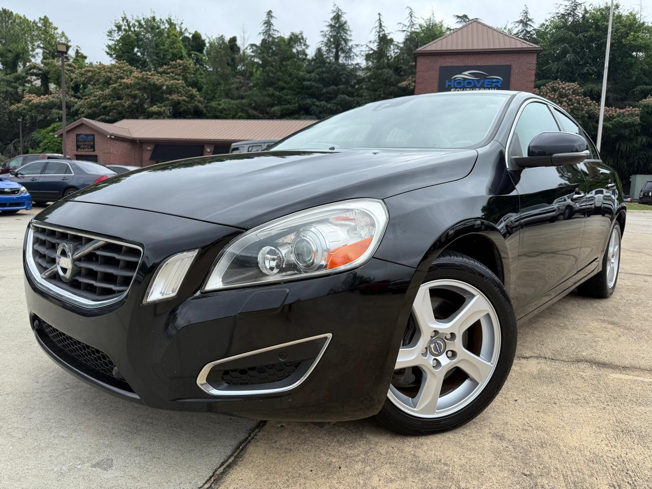 Volvo S60 4dr Sdn T5 Premier FWD 2013