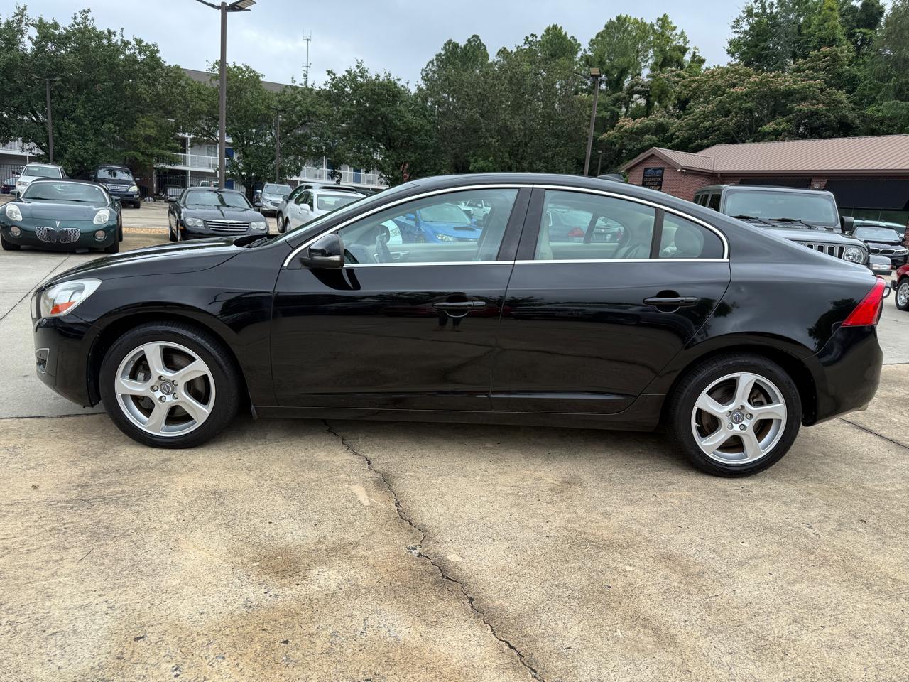 Volvo S60 4dr Sdn T5 Premier FWD 2013