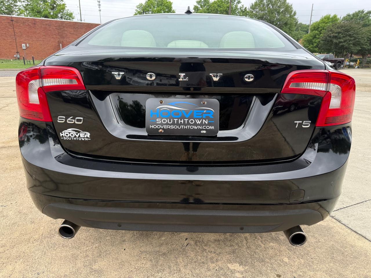 Volvo S60 4dr Sdn T5 Premier FWD 2013