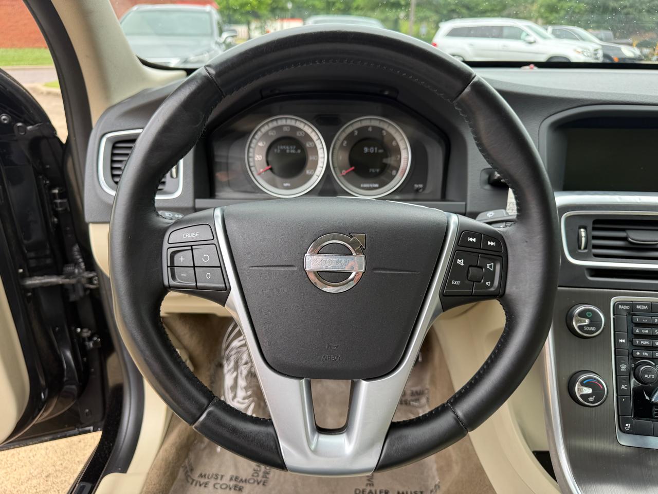 Volvo S60 4dr Sdn T5 Premier FWD 2013