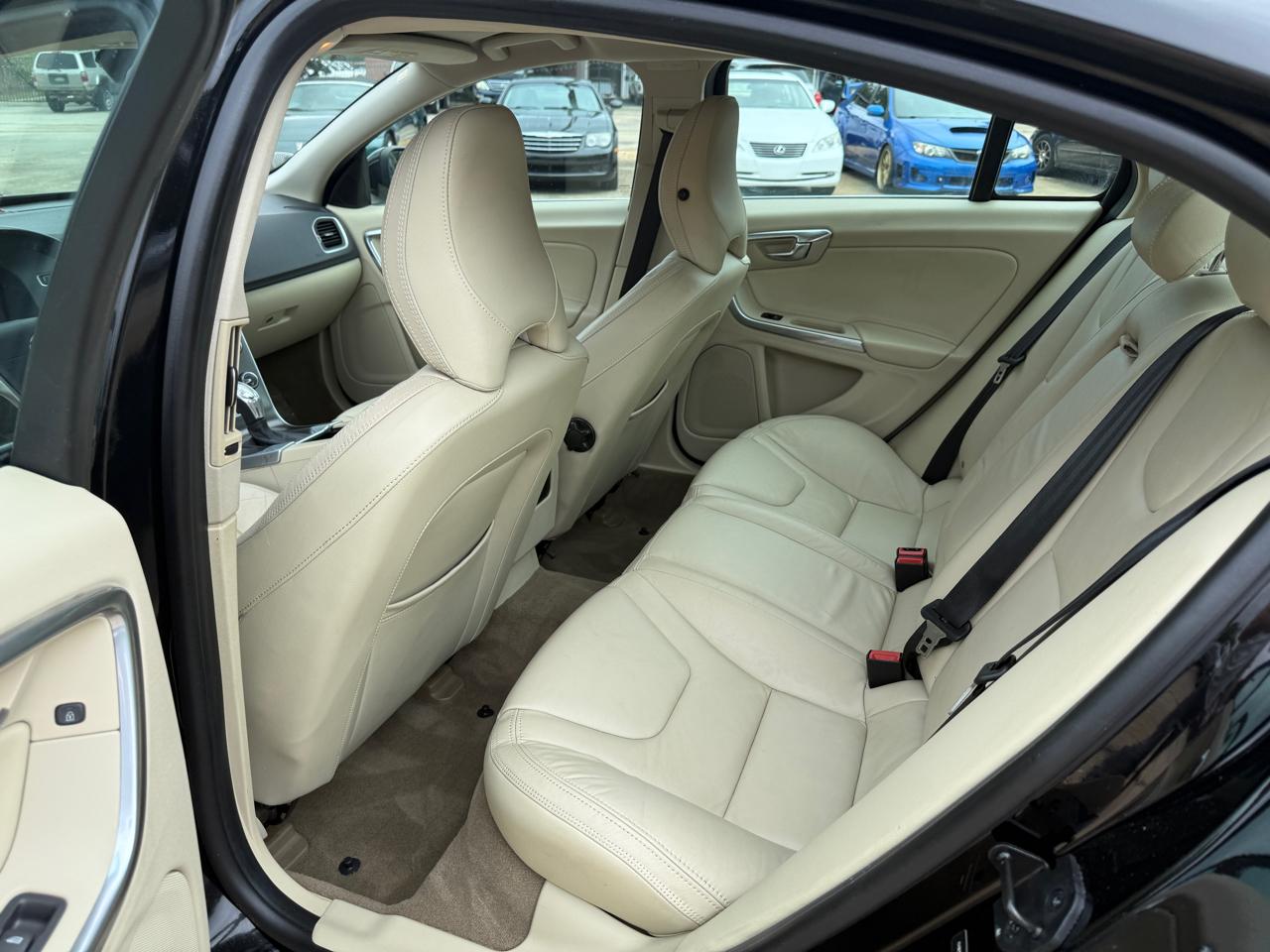 Volvo S60 4dr Sdn T5 Premier FWD 2013
