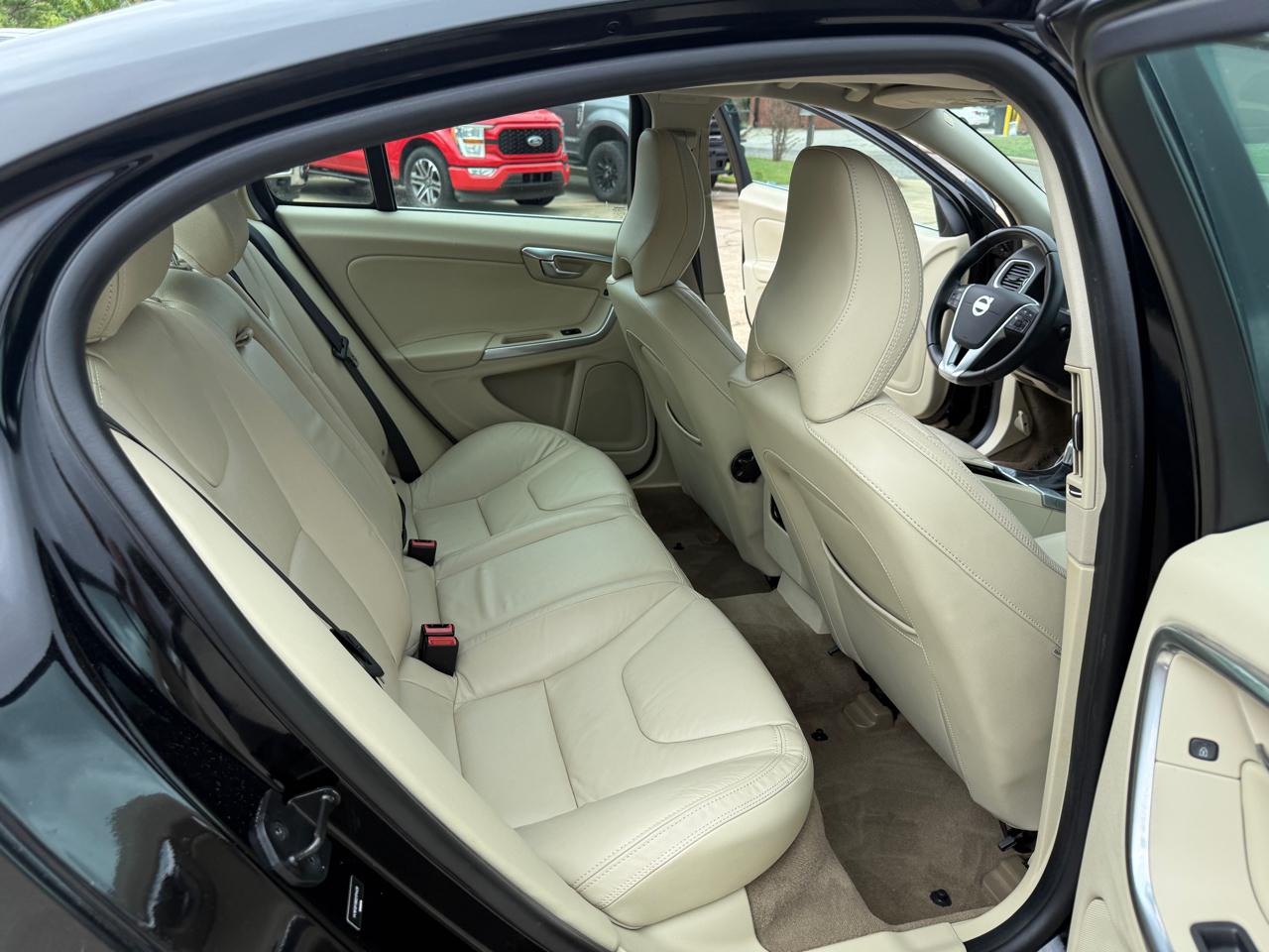 Volvo S60 4dr Sdn T5 Premier FWD 2013