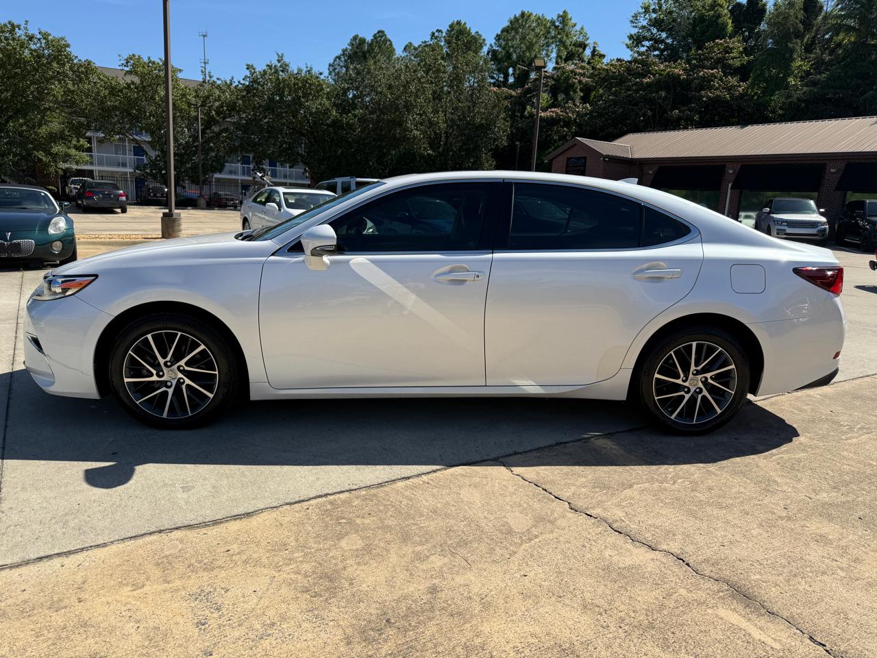 Lexus ES 350 Sedan 2017