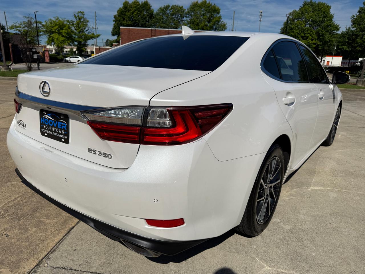 Lexus ES 350 Sedan 2017