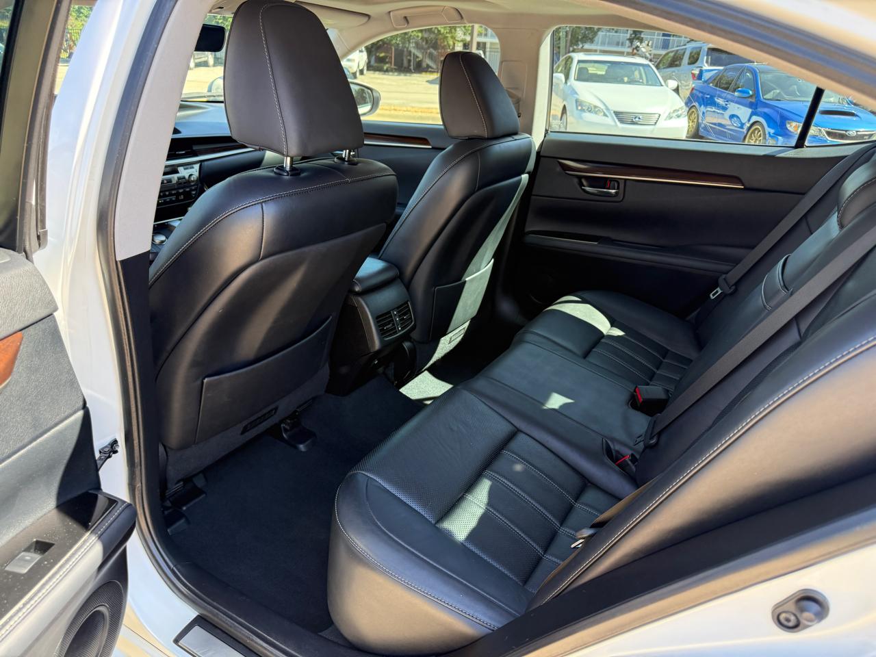 Lexus ES 350 Sedan 2017