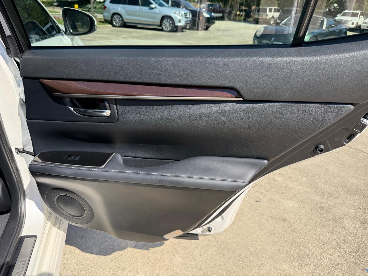 Lexus ES 350 Sedan 2017