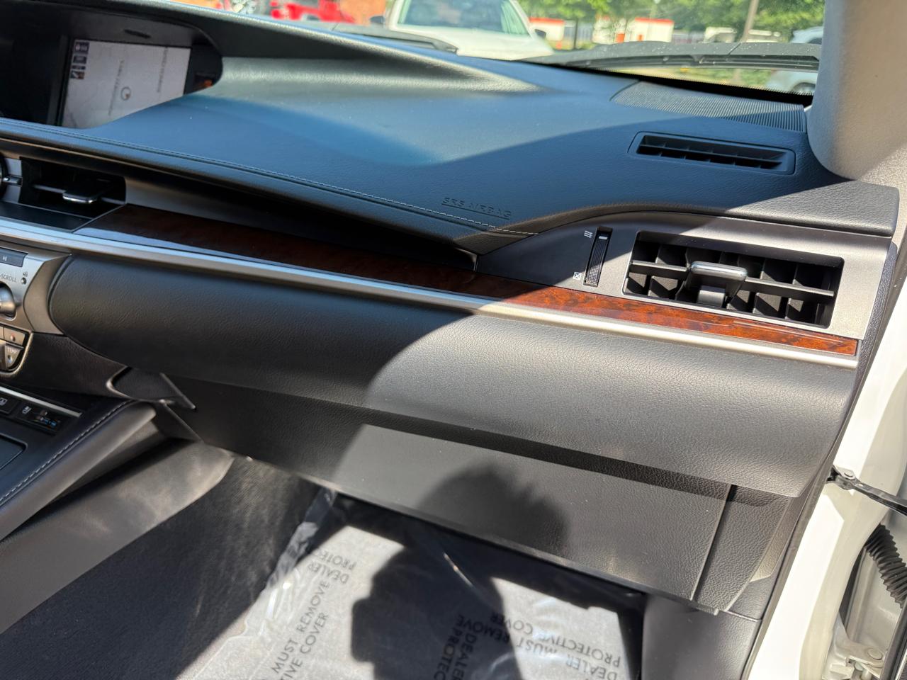 Lexus ES 350 Sedan 2017