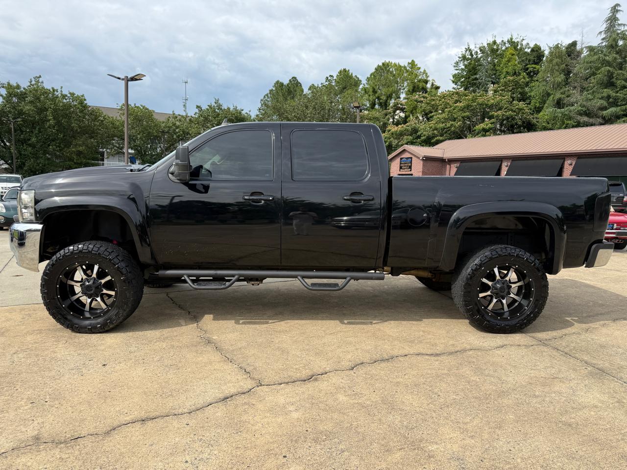 Chevrolet Silverado 2500HD LTZ Crew Cab 4WD 2010