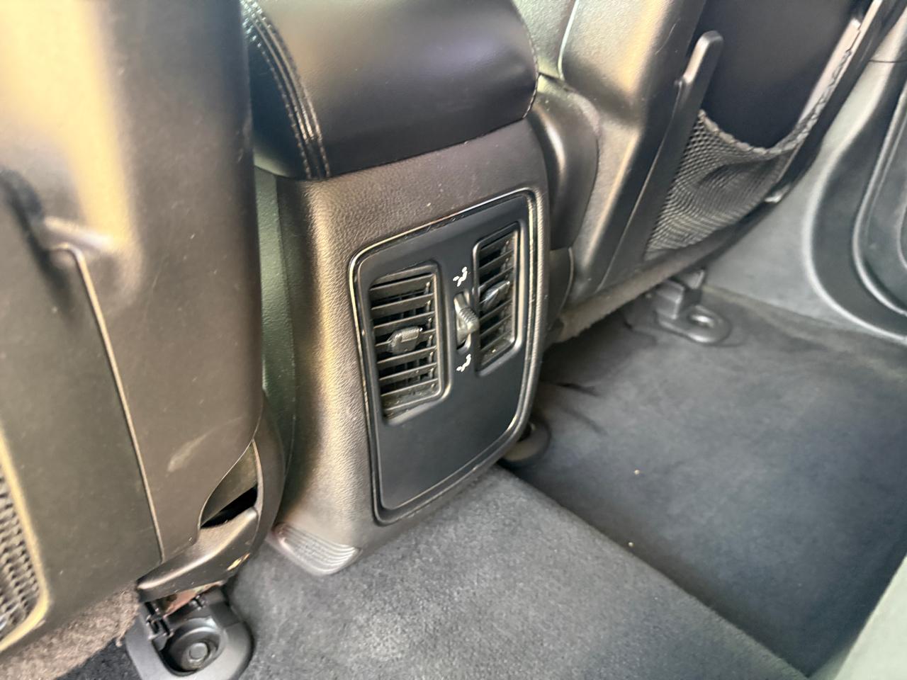 Dodge Durango 2WD 4dr SXT 2013