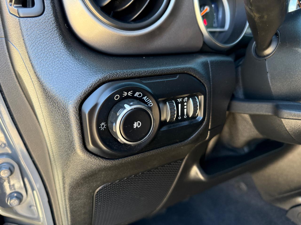 Jeep Wrangler Unlimited Willys 2020