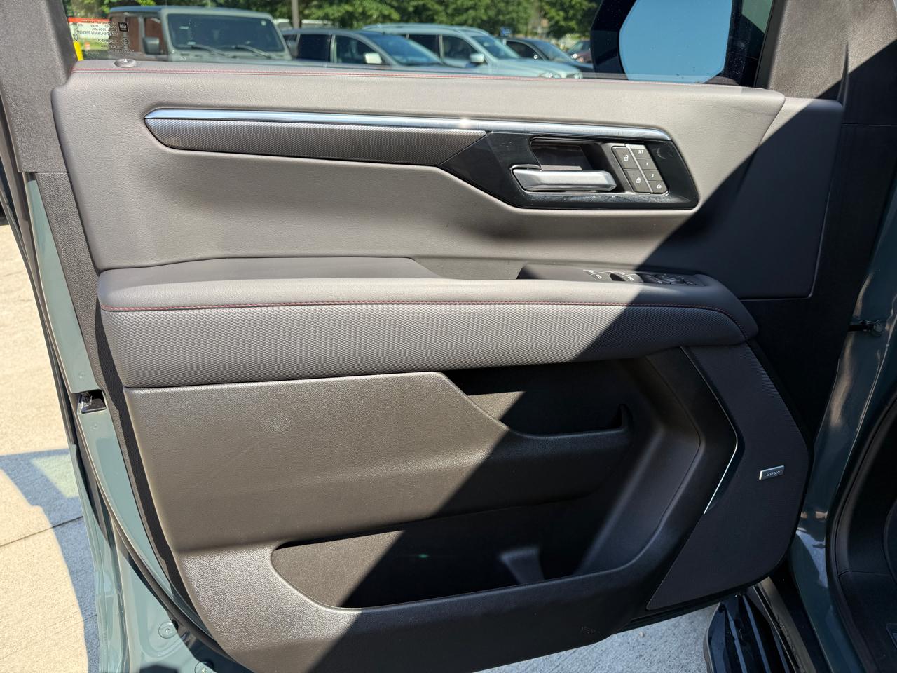 Chevrolet Tahoe RST 4WD 2025