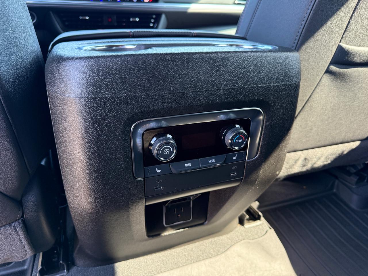 Chevrolet Tahoe RST 4WD 2025