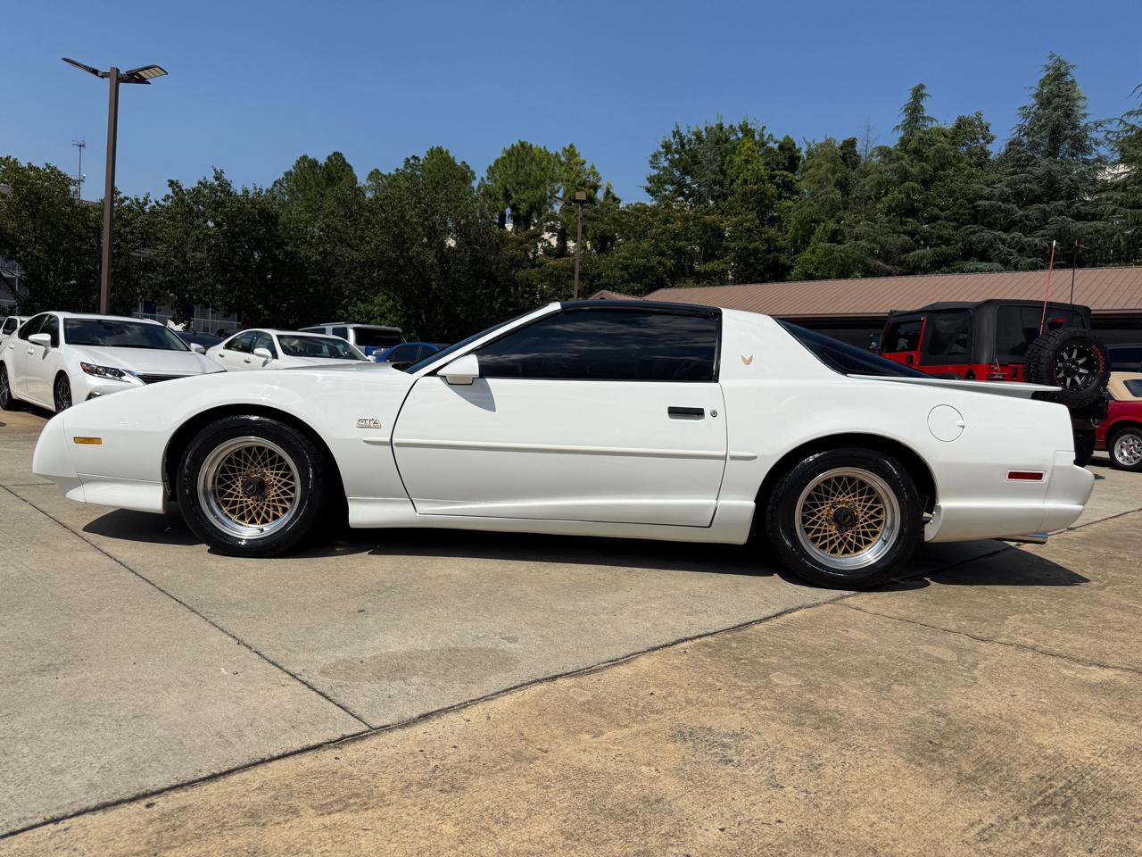 Pontiac Trans Am GTA hatchback 1991