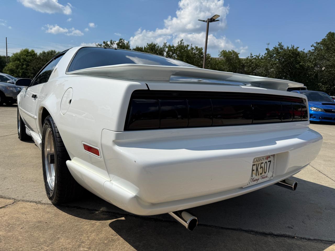 Pontiac Trans Am GTA hatchback 1991