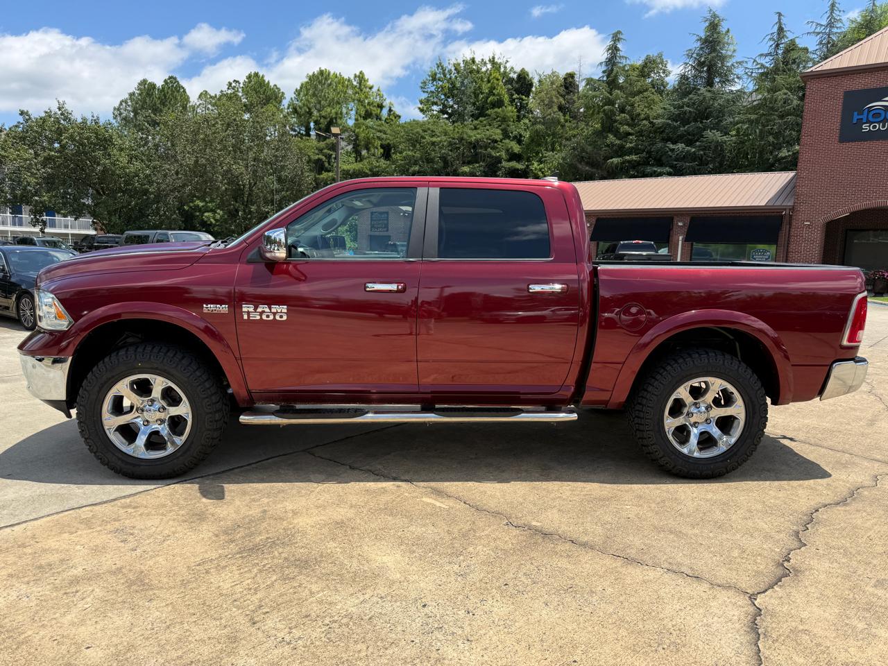 RAM 1500 Laramie Crew Cab SWB 4WD 2017