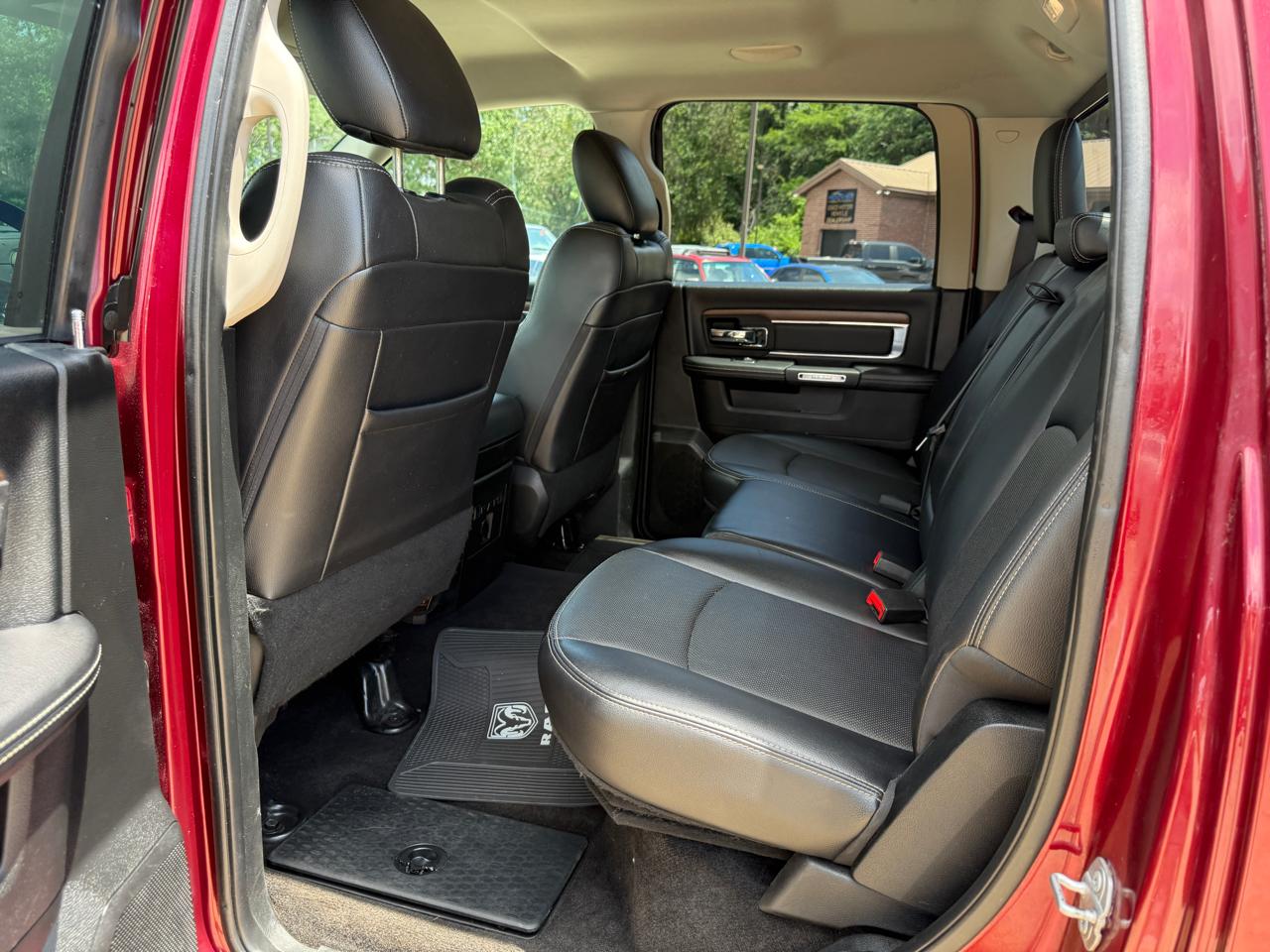 RAM 1500 Laramie Crew Cab SWB 4WD 2017