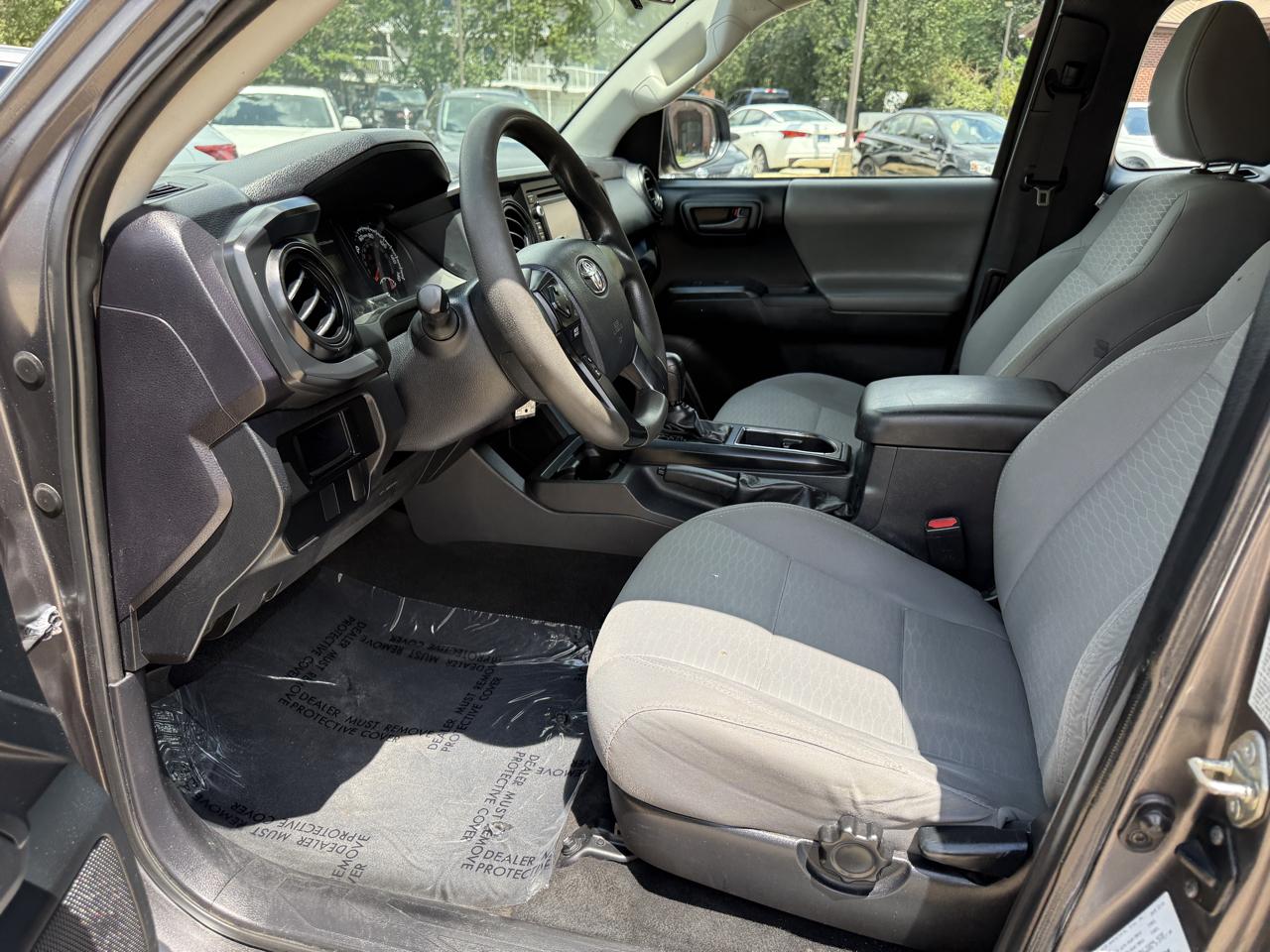 Toyota Tacoma SR5 Access Cab I4 6AT 2WD 2017