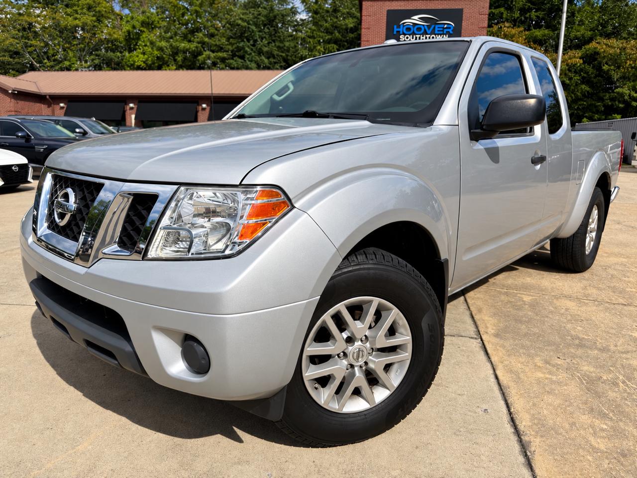Nissan Frontier SV King Cab I4 5MT 2WD 2017