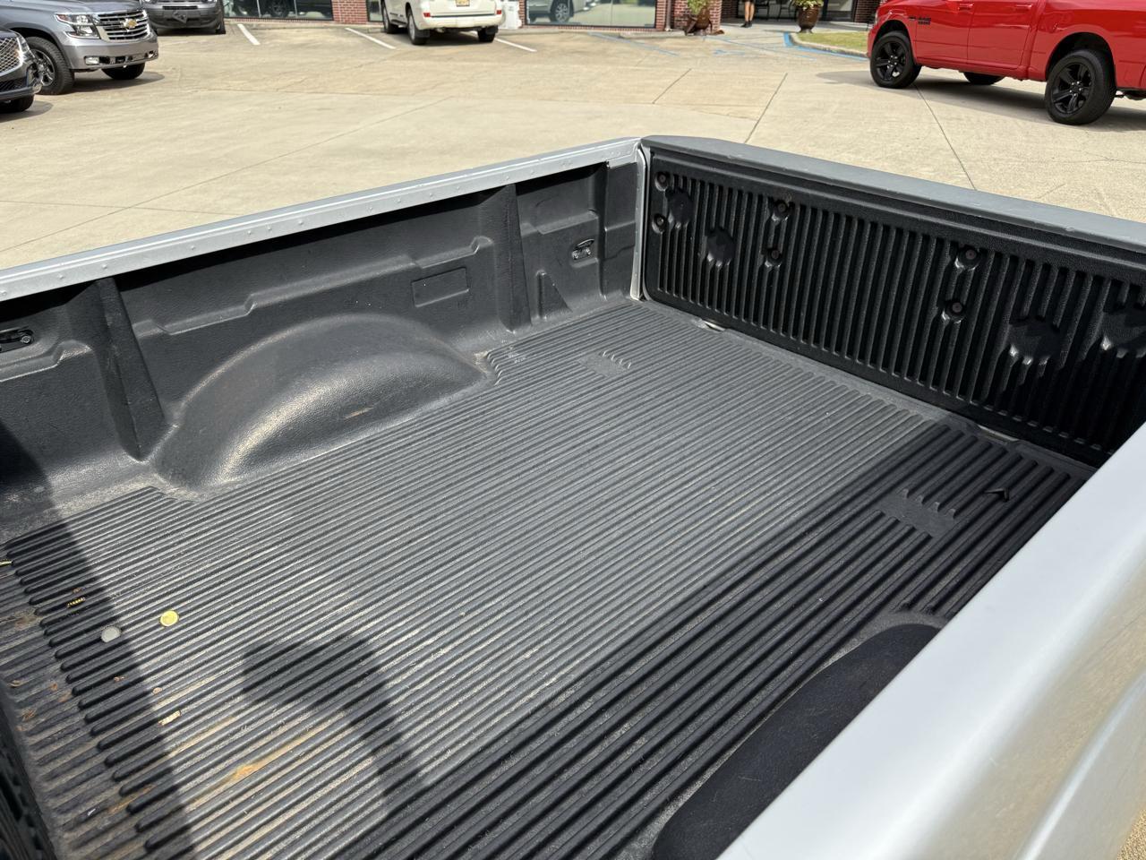 Nissan Frontier SV King Cab I4 5MT 2WD 2017
