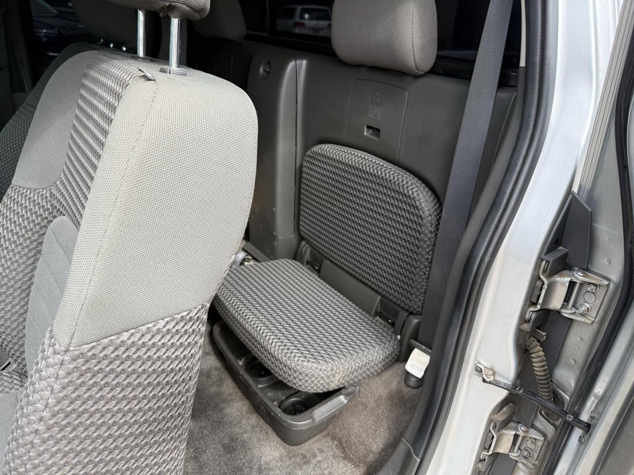 Nissan Frontier SV King Cab I4 5MT 2WD 2017