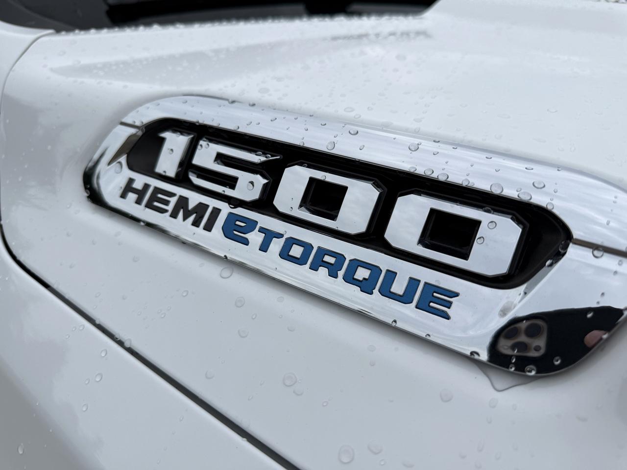 RAM 1500 4WD Crew Cab 140.5" Longhorn 2022
