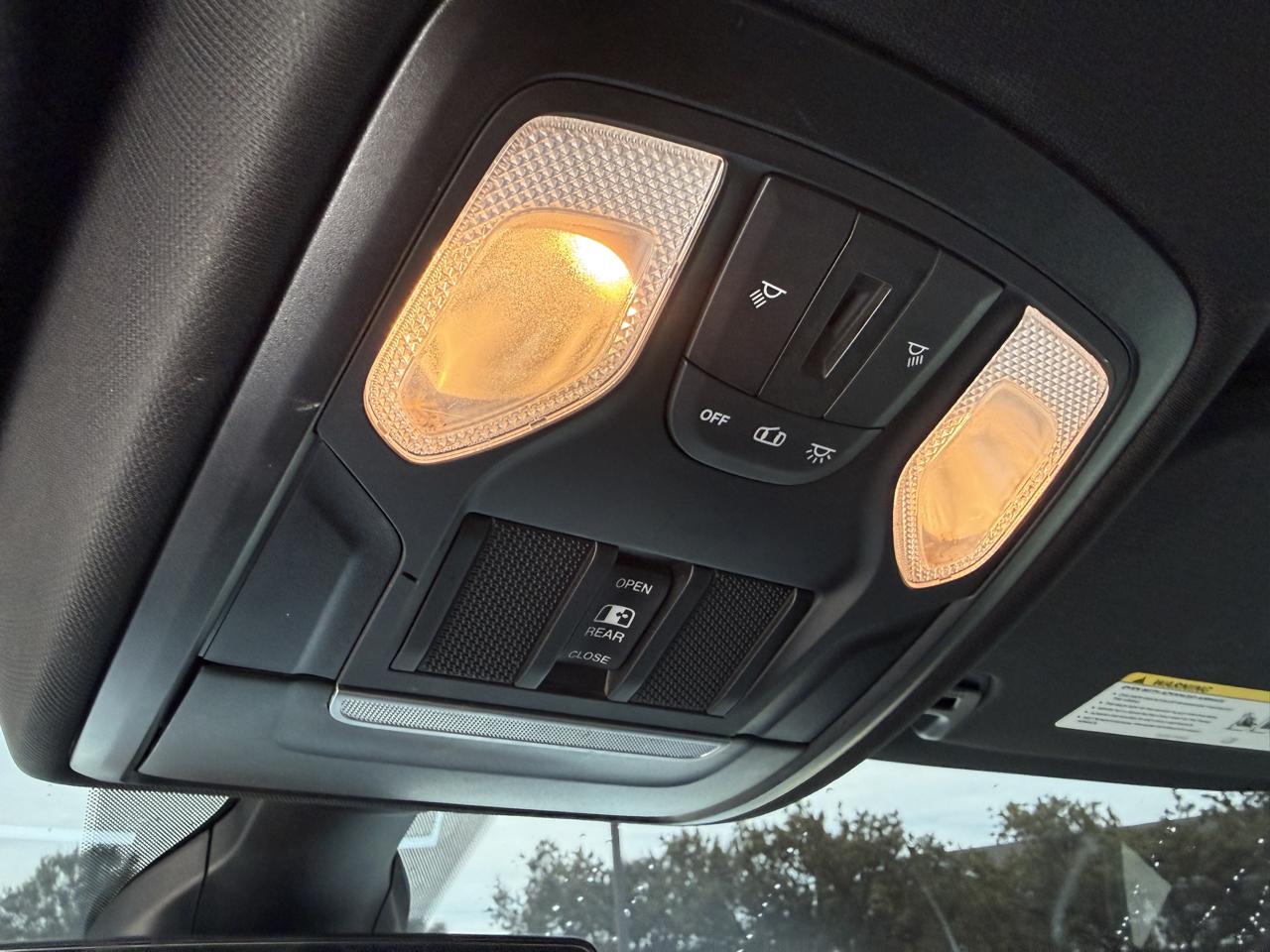 RAM 1500 4WD Crew Cab 140.5" Longhorn 2022
