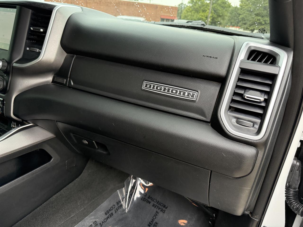 RAM 1500 4WD Crew Cab 140.5" Longhorn 2022