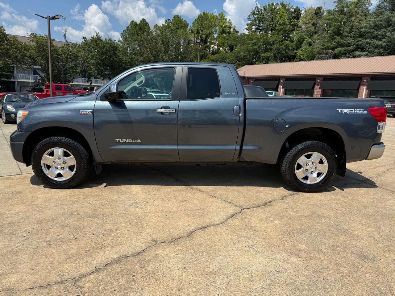 Toyota Tundra Limited 5.7L FFV Double Cab 4WD 2010