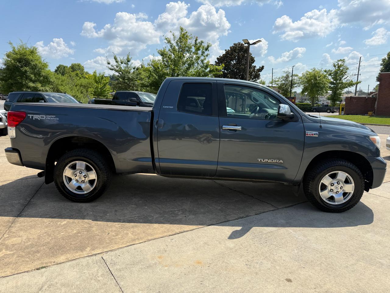 Toyota Tundra Limited 5.7L FFV Double Cab 4WD 2010