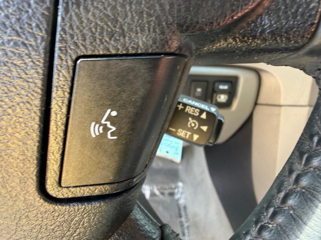Toyota Tundra Limited 5.7L FFV Double Cab 4WD 2010