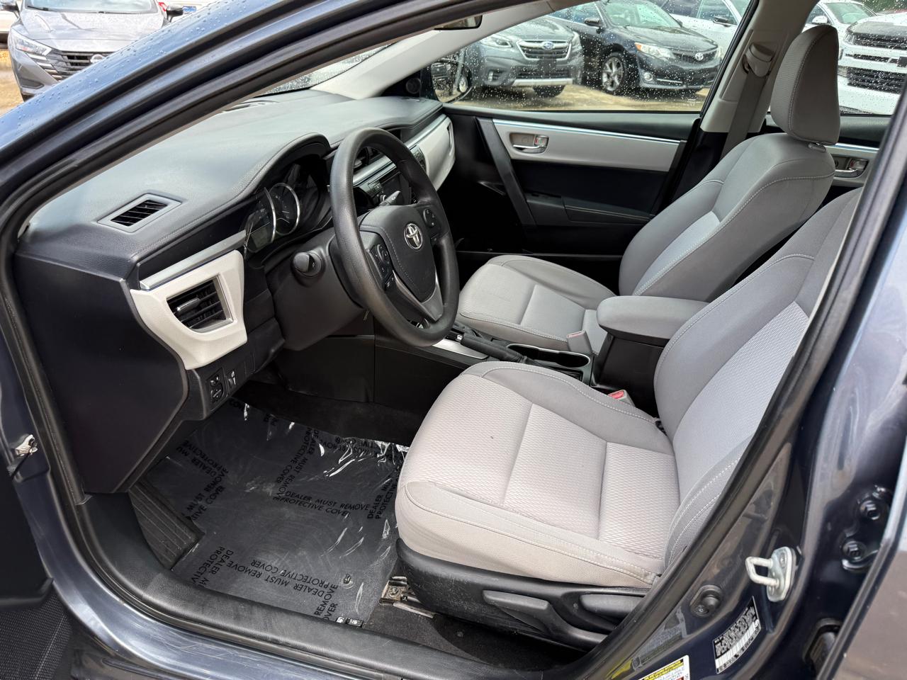 Toyota Corolla LE CVT 2015