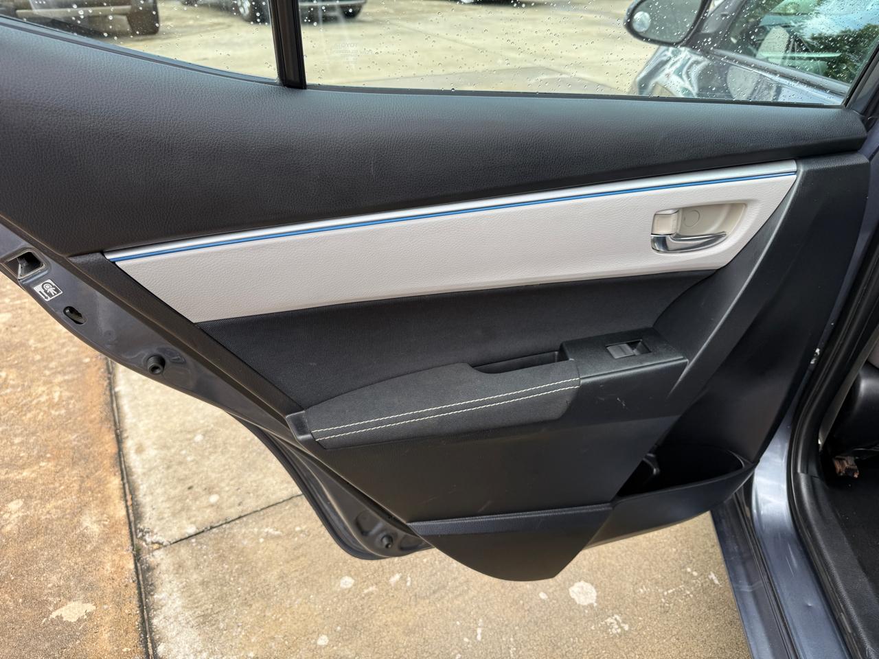 Toyota Corolla LE CVT 2015