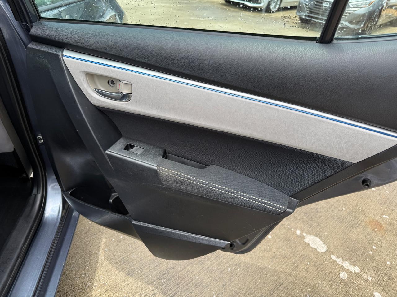 Toyota Corolla LE CVT 2015
